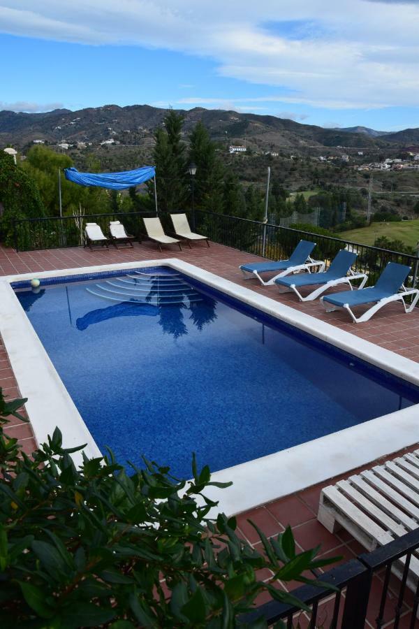 Apartamento En Villa Con Piscina Малага Екстер'єр фото